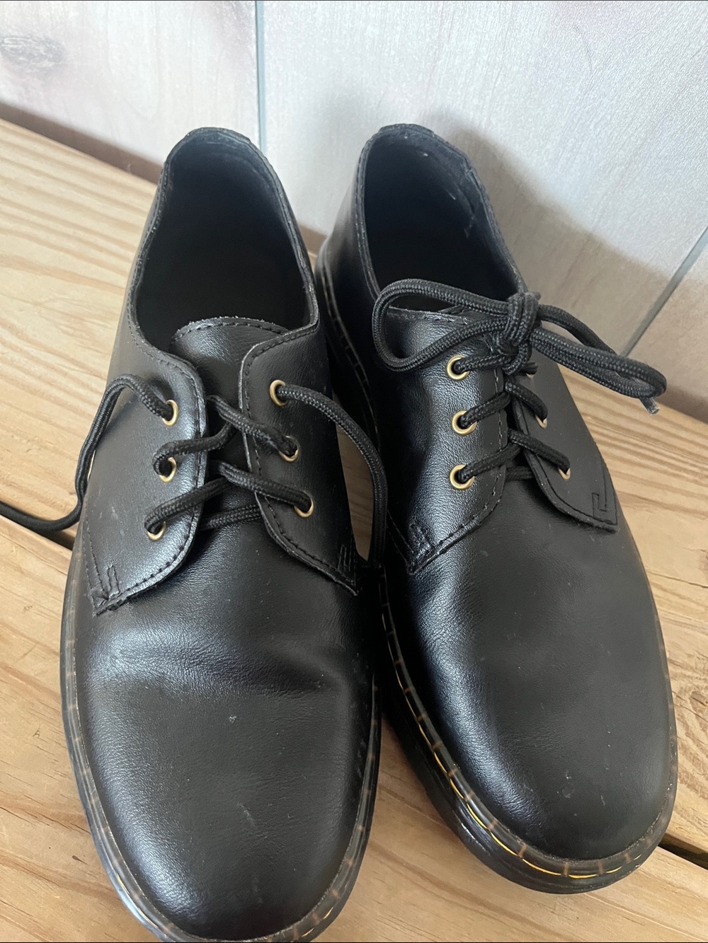 Men's Black Leather Lace-Up Shoes